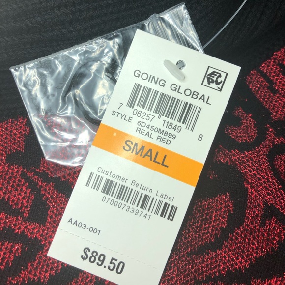 INC International Concepts sweater size small - Picture 8 of 8